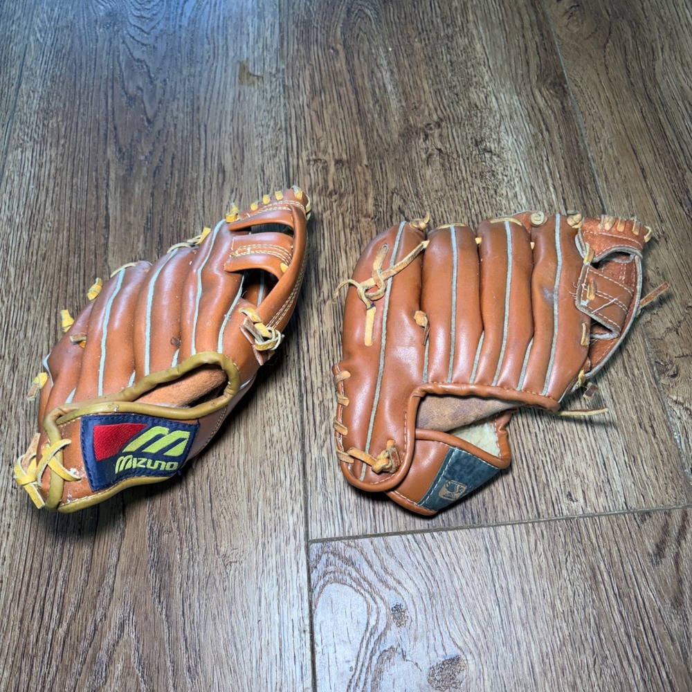 Mizuno Max Flex & Winners Choice Youth Baseball Gloves Lot of 2 Cowhide Leather